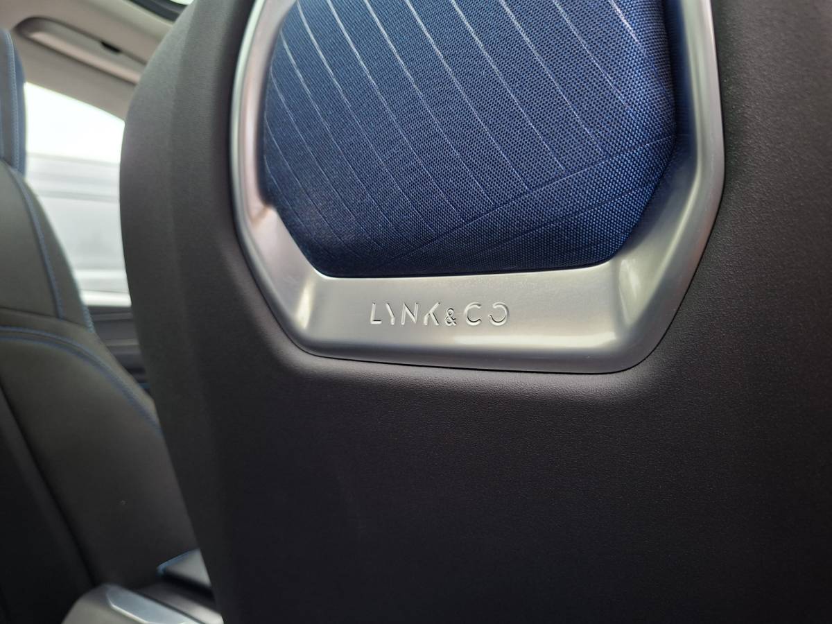 Lynk & Co 01 Lynk & Co 01 15x Op voorraad1.5 PHEV 262PK Adapt.Cruise 360° Cam Carplay Plug-in Stoelverw Vol opties!
