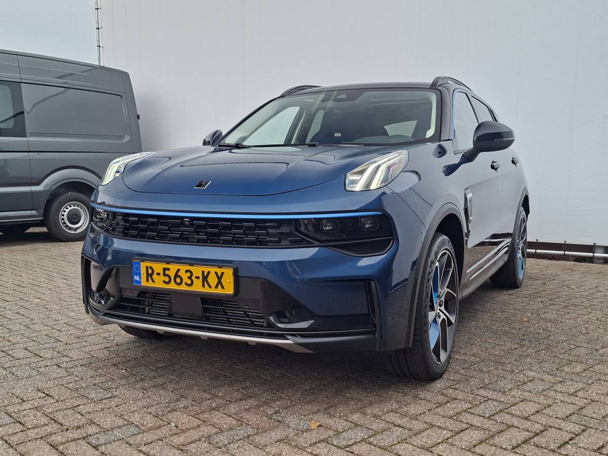 Lynk & Co 01 Lynk & Co 01 15x Op voorraad1.5 PHEV 262PK Adapt.Cruise 360° Cam Carplay Plug-in Stoelverw Vol opties!