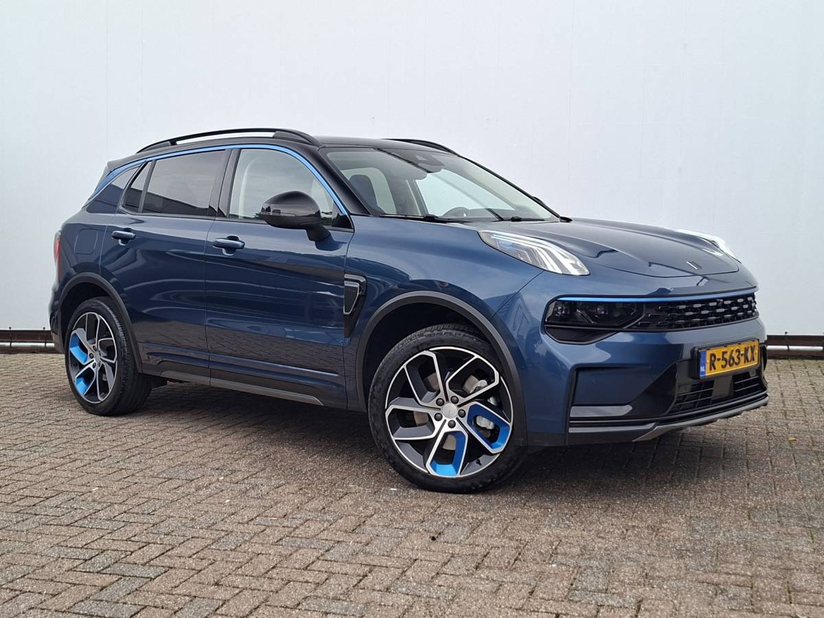 Lynk & Co 01 Lynk & Co 01 15x Op voorraad1.5 PHEV 262PK Adapt.Cruise 360° Cam Carplay Plug-in Stoelverw Vol opties!