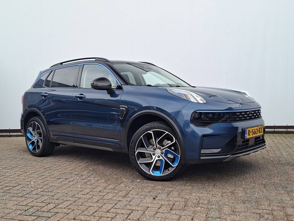 Lynk & Co 01 Lynk & Co 01 15x Op voorraad1.5 PHEV 262PK Adapt.Cruise 360° Cam Carplay Plug-in Stoelverw Vol opties!
