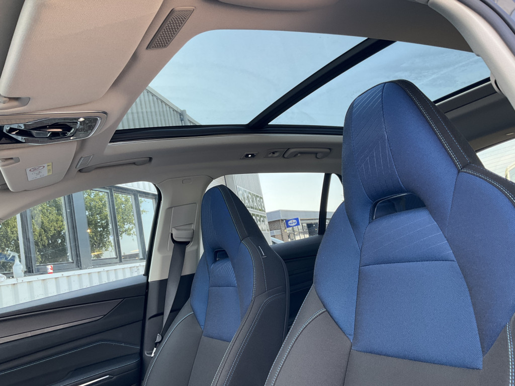 Lynk & Co 01 Lynk & Co 01 15x Op voorraad1.5 PHEV 262PK Adapt.Cruise 360° Cam Carplay Plug-in Stoelverw Vol opties!