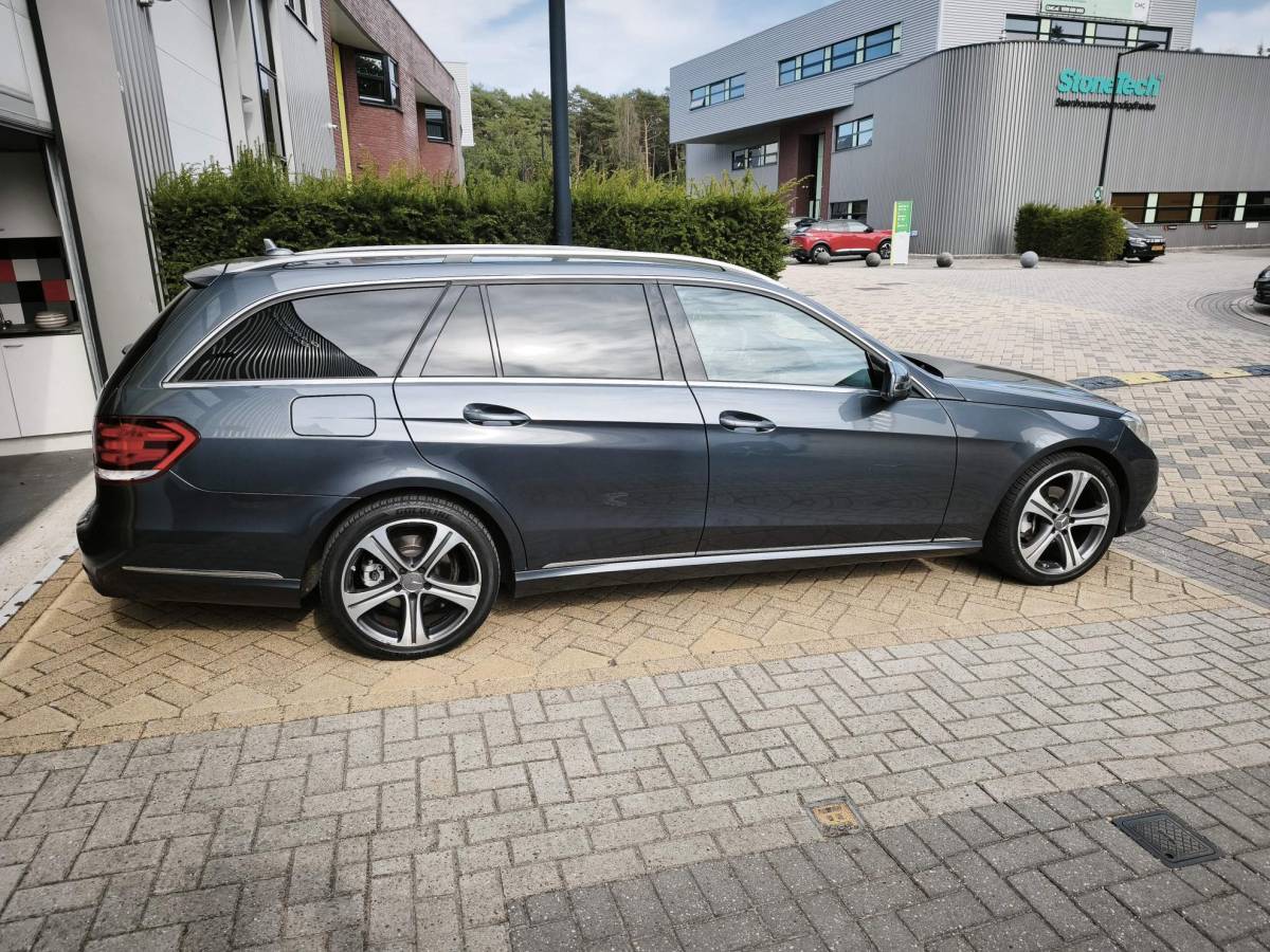 Mercedes-Benz E-Klasse Mercedes-Benz E-klasse Estate 200 Ambition Avantgarde Trekhaak Navigatie ADAS Front Assist