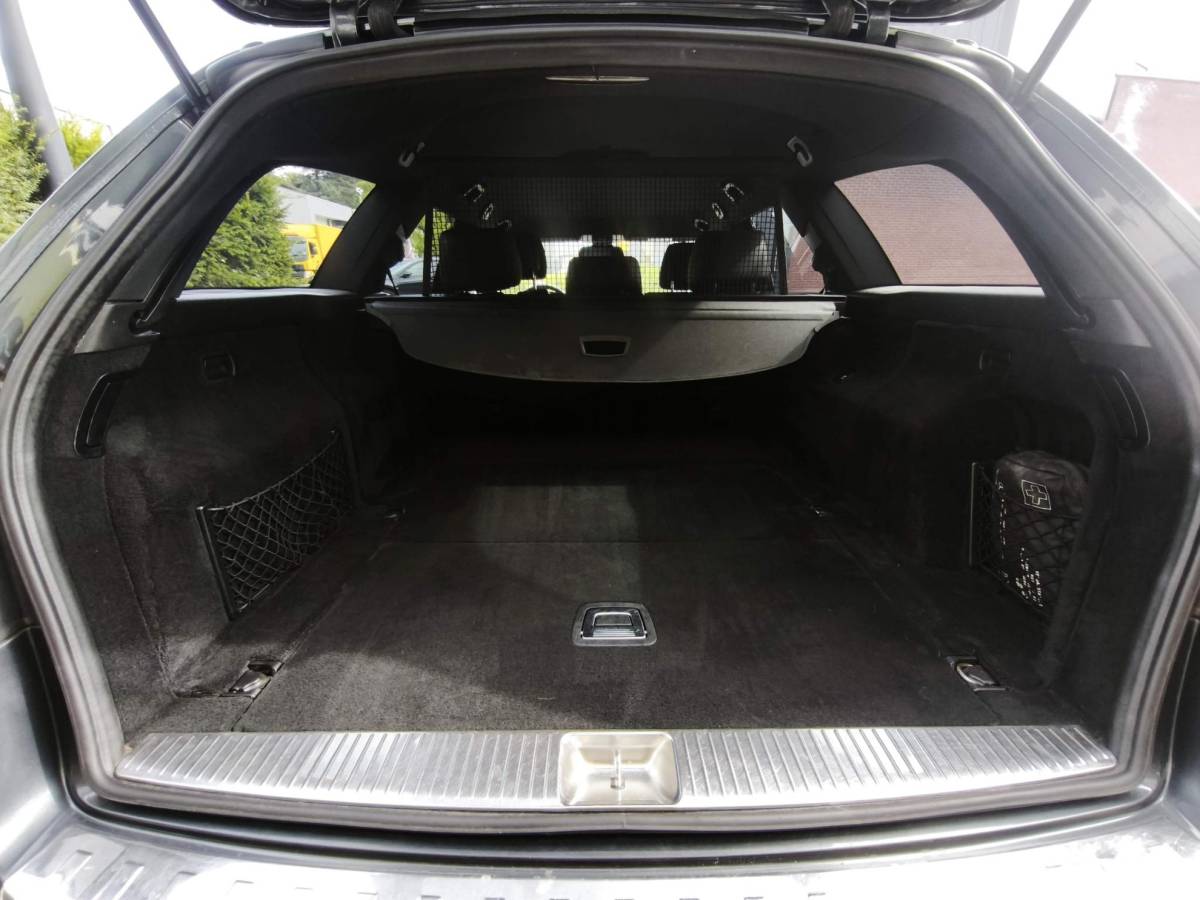 Mercedes-Benz E-Klasse Mercedes-Benz E-klasse Estate 200 Ambition Avantgarde Trekhaak Navigatie ADAS Front Assist