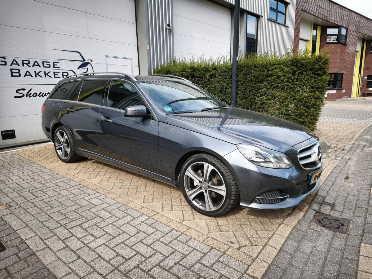 Mercedes-Benz E-Klasse Mercedes-Benz E-klasse Estate 200 Ambition Avantgarde Trekhaak Navigatie ADAS Front Assist