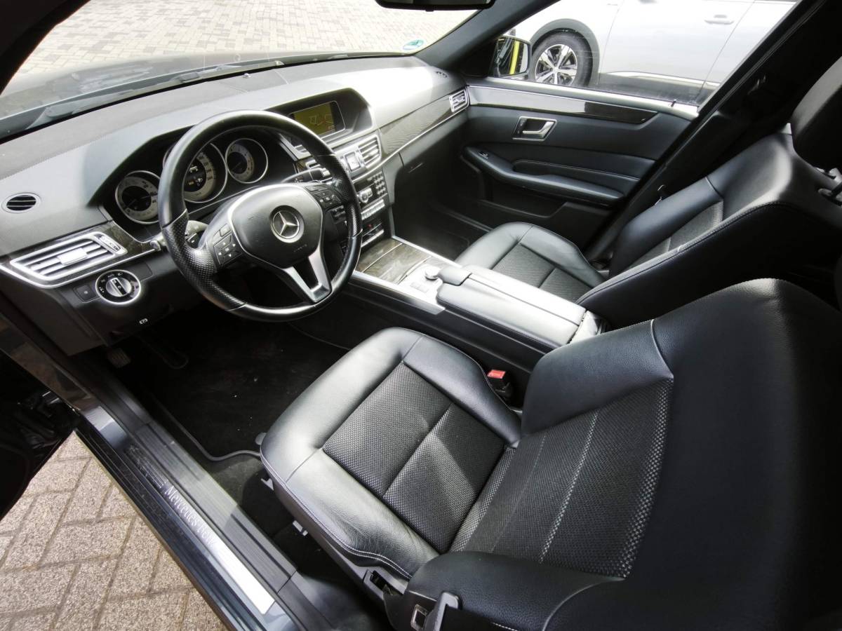 Mercedes-Benz E-Klasse Mercedes-Benz E-klasse Estate 200 Ambition Avantgarde Trekhaak Navigatie ADAS Front Assist
