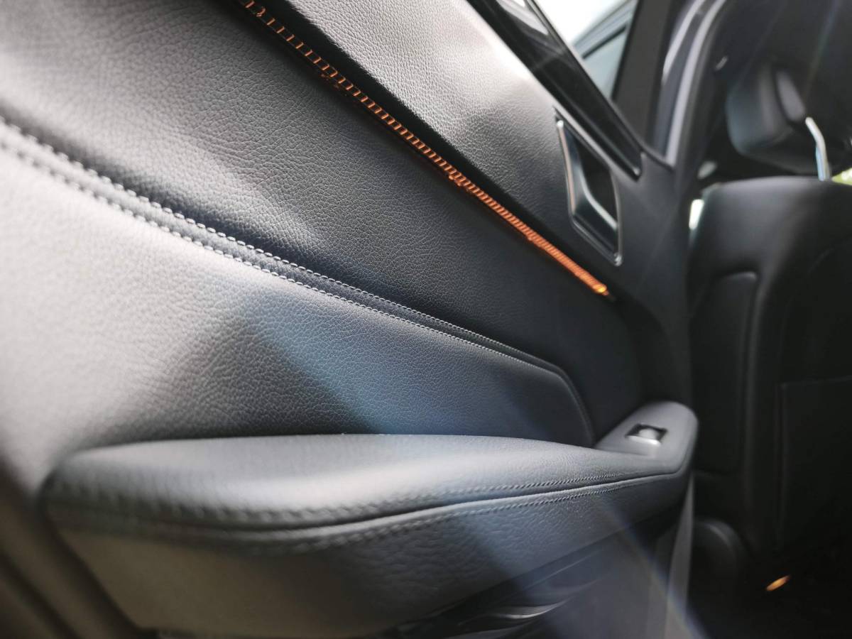 Mercedes-Benz E-Klasse Mercedes-Benz E-klasse Estate 200 Ambition Avantgarde Trekhaak Navigatie ADAS Front Assist
