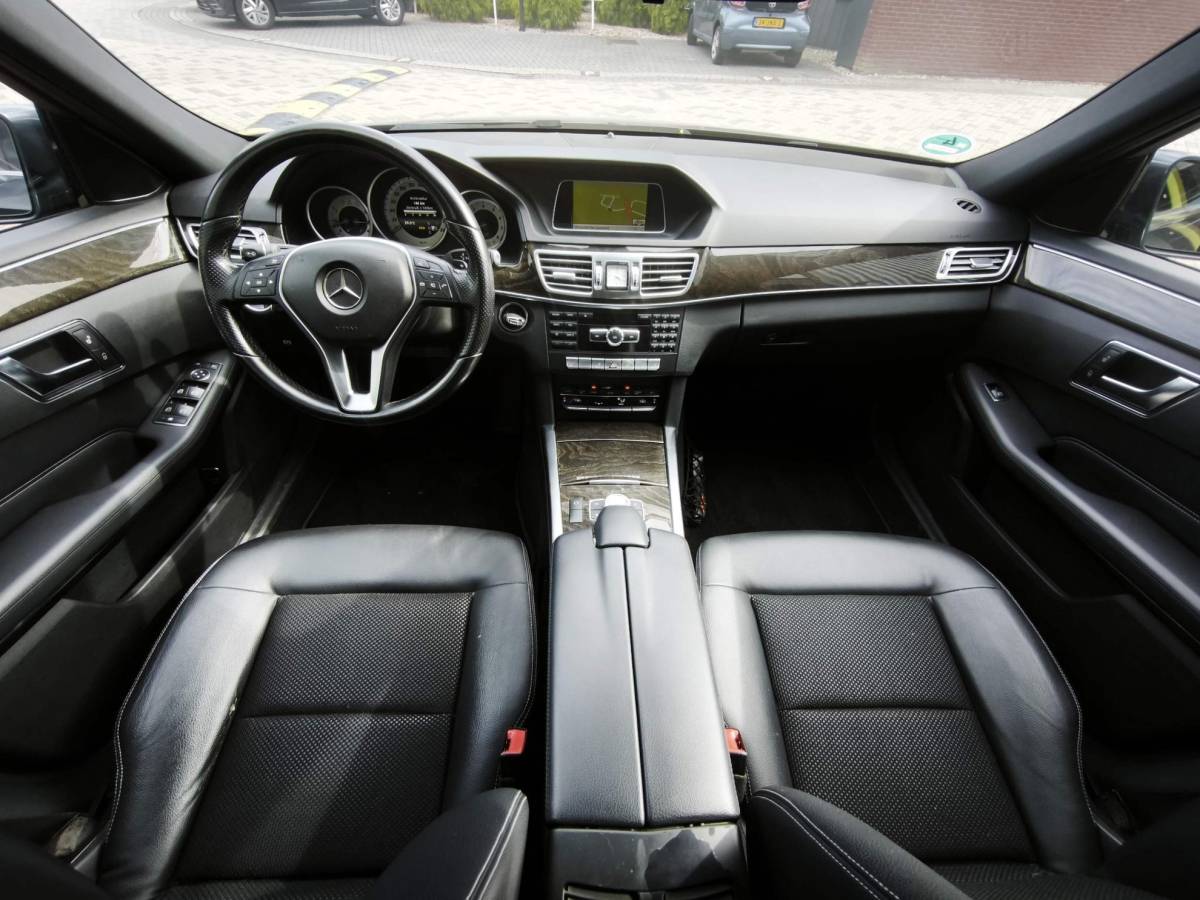 Mercedes-Benz E-Klasse Mercedes-Benz E-klasse Estate 200 Ambition Avantgarde Trekhaak Navigatie ADAS Front Assist