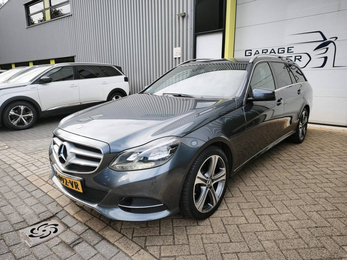 Mercedes-Benz E-Klasse Mercedes-Benz E-klasse Estate 200 Ambition Avantgarde Trekhaak Navigatie ADAS Front Assist