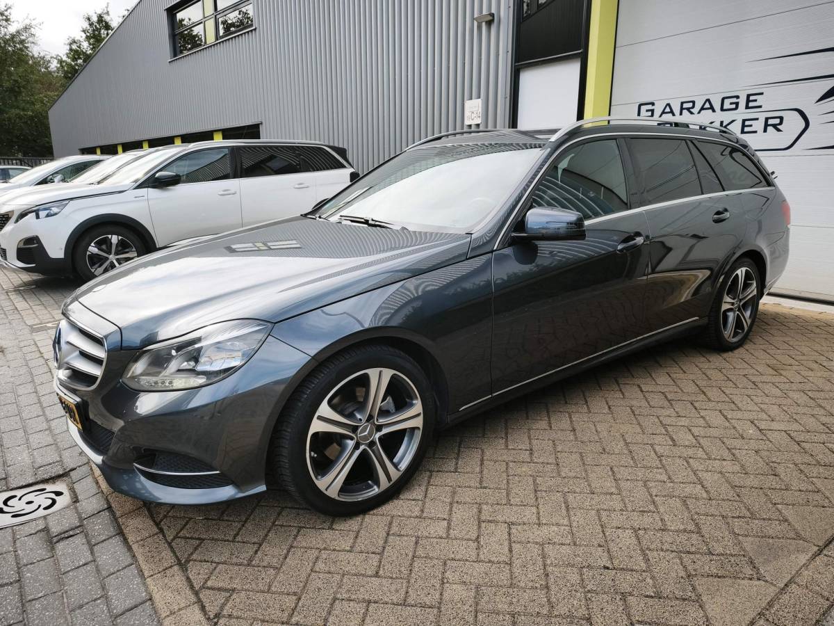 Mercedes-Benz E-Klasse Mercedes-Benz E-klasse Estate 200 Ambition Avantgarde Trekhaak Navigatie ADAS Front Assist