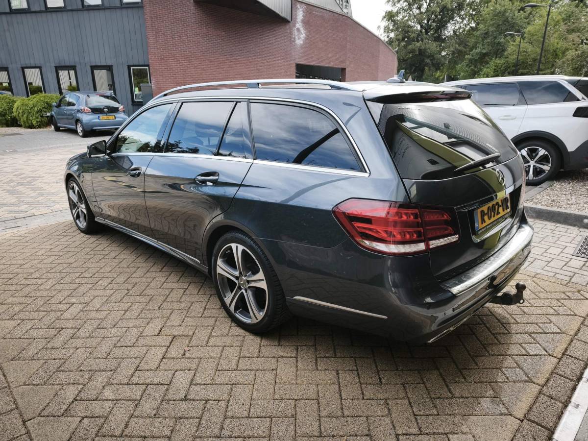 Mercedes-Benz E-Klasse Mercedes-Benz E-klasse Estate 200 Ambition Avantgarde Trekhaak Navigatie ADAS Front Assist