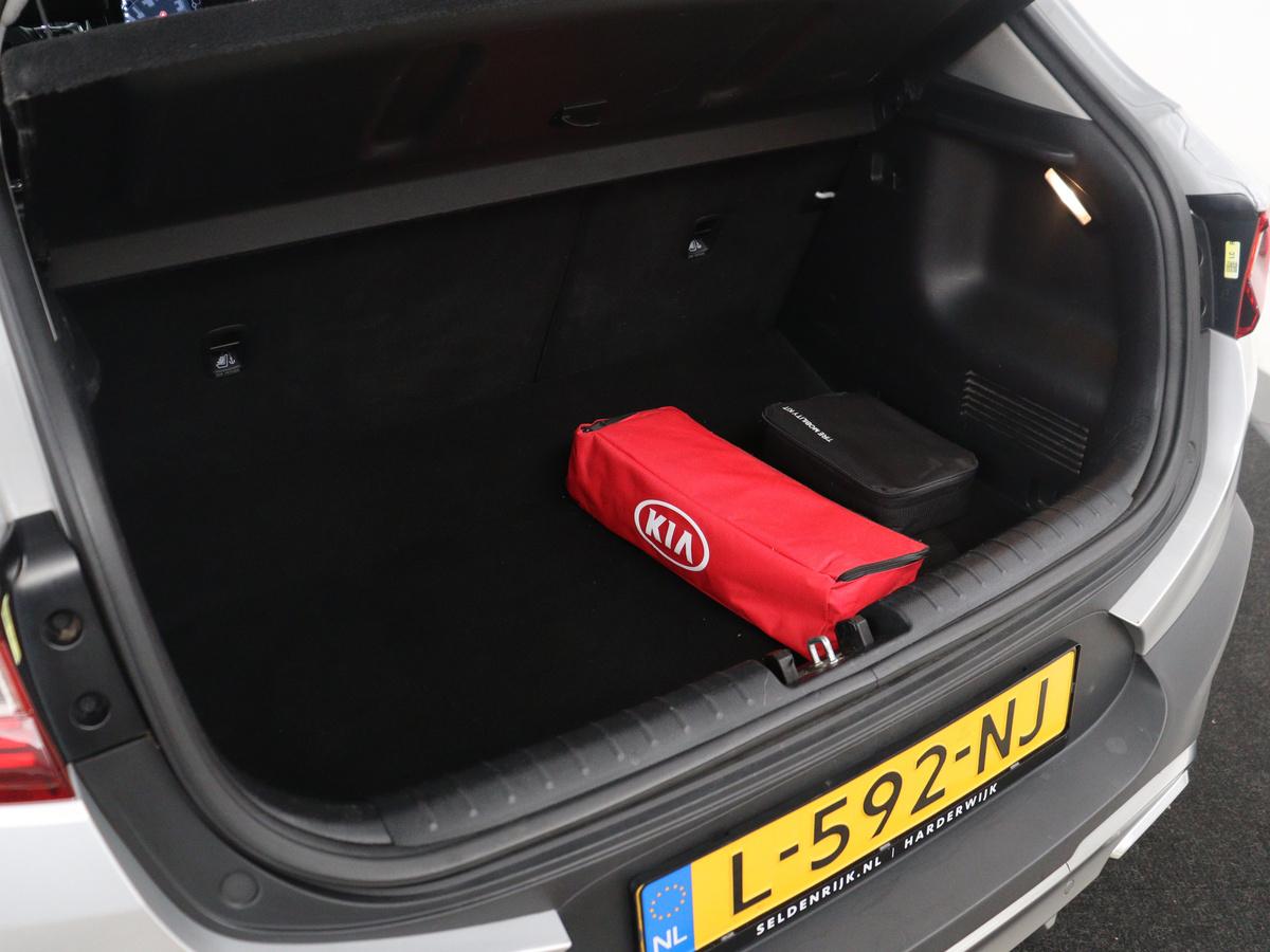 Kia Stonic Kia Stonic 1.0 T-GDi MHEV GT-Line | Half leder | Cruise control | Lane assist |  Stuur/stoel verwarming | Carplay | Climate control | 17″ velgen
