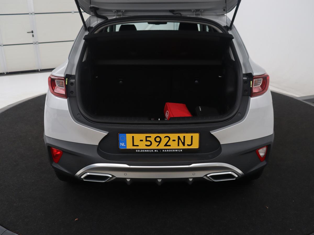 Kia Stonic Kia Stonic 1.0 T-GDi MHEV GT-Line | Half leder | Cruise control | Lane assist |  Stuur/stoel verwarming | Carplay | Climate control | 17″ velgen