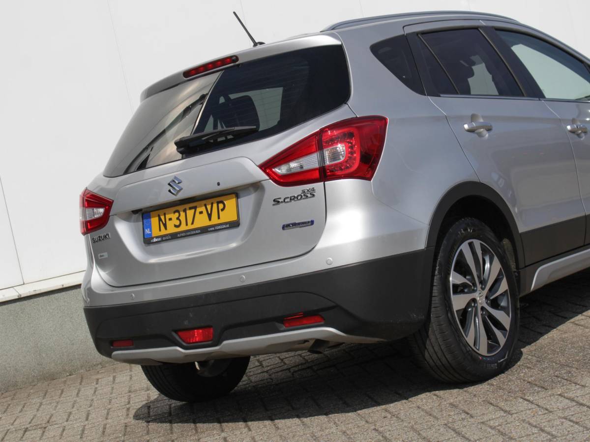 Suzuki S-Cross Suzuki S-Cross 1.4 Boosterjet Style Smart Hybrid | Navi | Leder | Panodak | Adap. Cruise