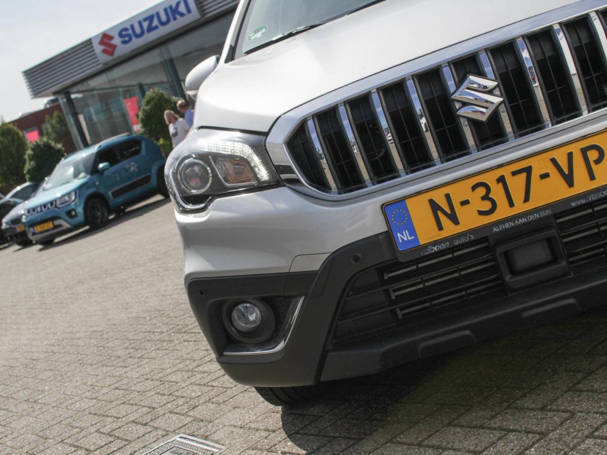 Suzuki S-Cross Suzuki S-Cross 1.4 Boosterjet Style Smart Hybrid | Navi | Leder | Panodak | Adap. Cruise