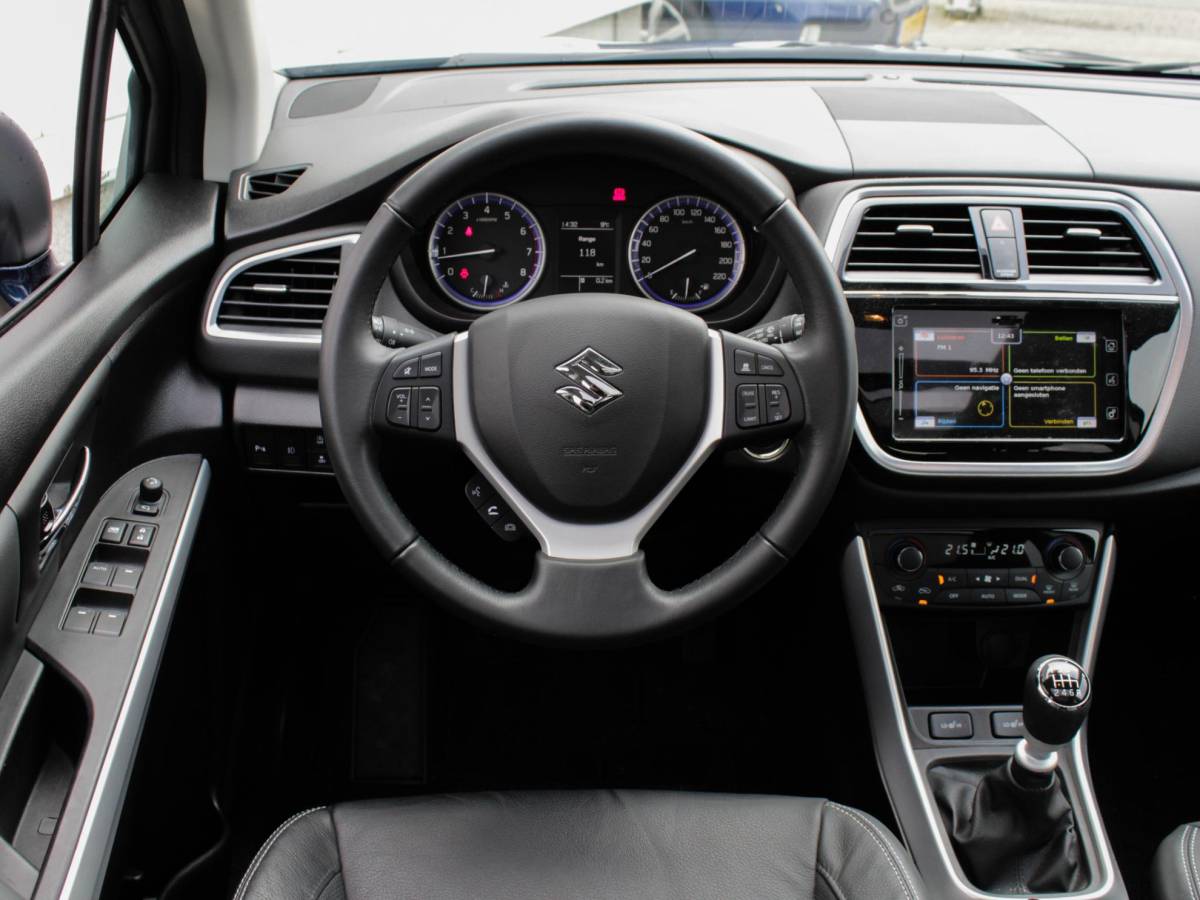 Suzuki S-Cross Suzuki S-Cross 1.4 Boosterjet Style Smart Hybrid | Navi | Leder | Panodak | Adap. Cruise