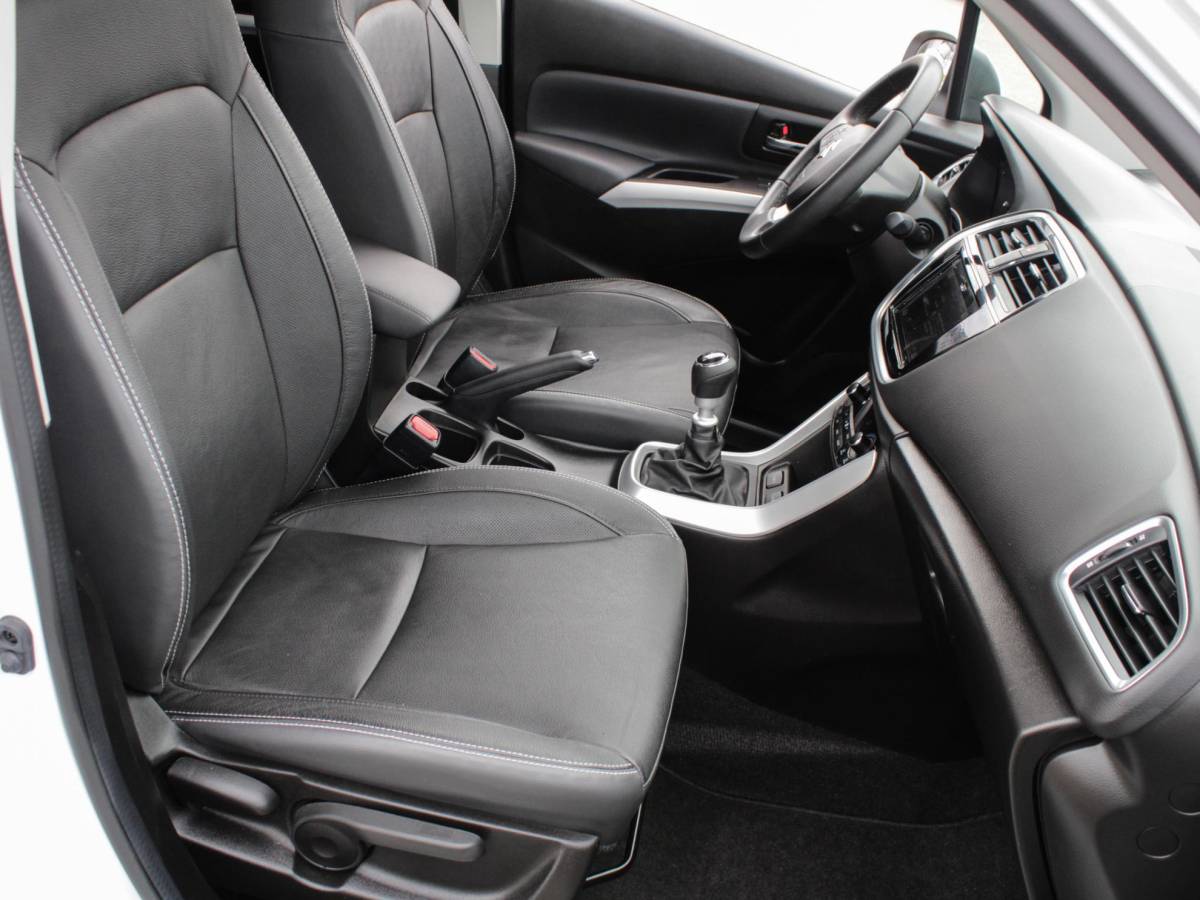 Suzuki S-Cross Suzuki S-Cross 1.4 Boosterjet Style Smart Hybrid | Navi | Leder | Panodak | Adap. Cruise