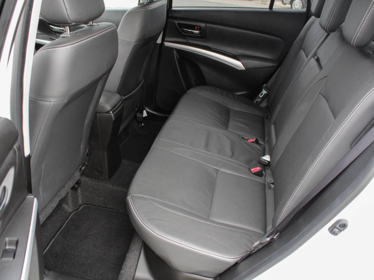 Suzuki S-Cross Suzuki S-Cross 1.4 Boosterjet Style Smart Hybrid | Navi | Leder | Panodak | Adap. Cruise