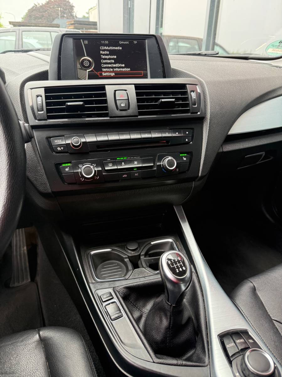 BMW 1 Serie BMW 1-serie 116i Executive Edit. Leder Xenon Pdc Stoelverw Cruise