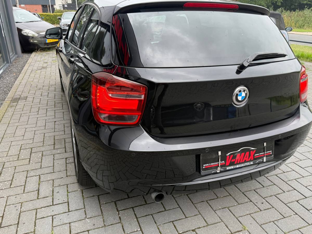 BMW 1 Serie BMW 1-serie 116i Executive Edit. Leder Xenon Pdc Stoelverw Cruise
