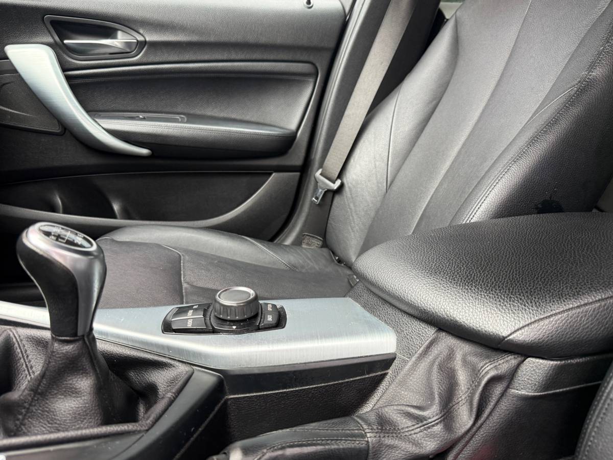 BMW 1 Serie BMW 1-serie 116i Executive Edit. Leder Xenon Pdc Stoelverw Cruise