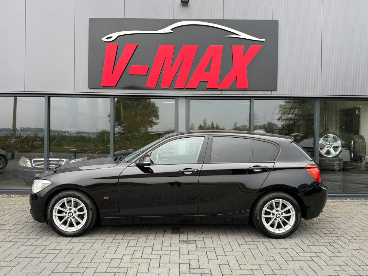 BMW 1 Serie BMW 1-serie 116i Executive Edit. Leder Xenon Pdc Stoelverw Cruise