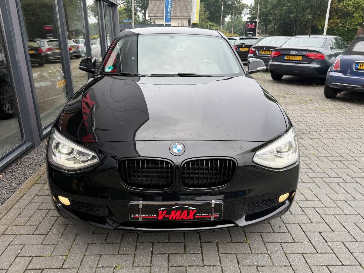 BMW 1 Serie BMW 1-serie 116i Executive Edit. Leder Xenon Pdc Stoelverw Cruise