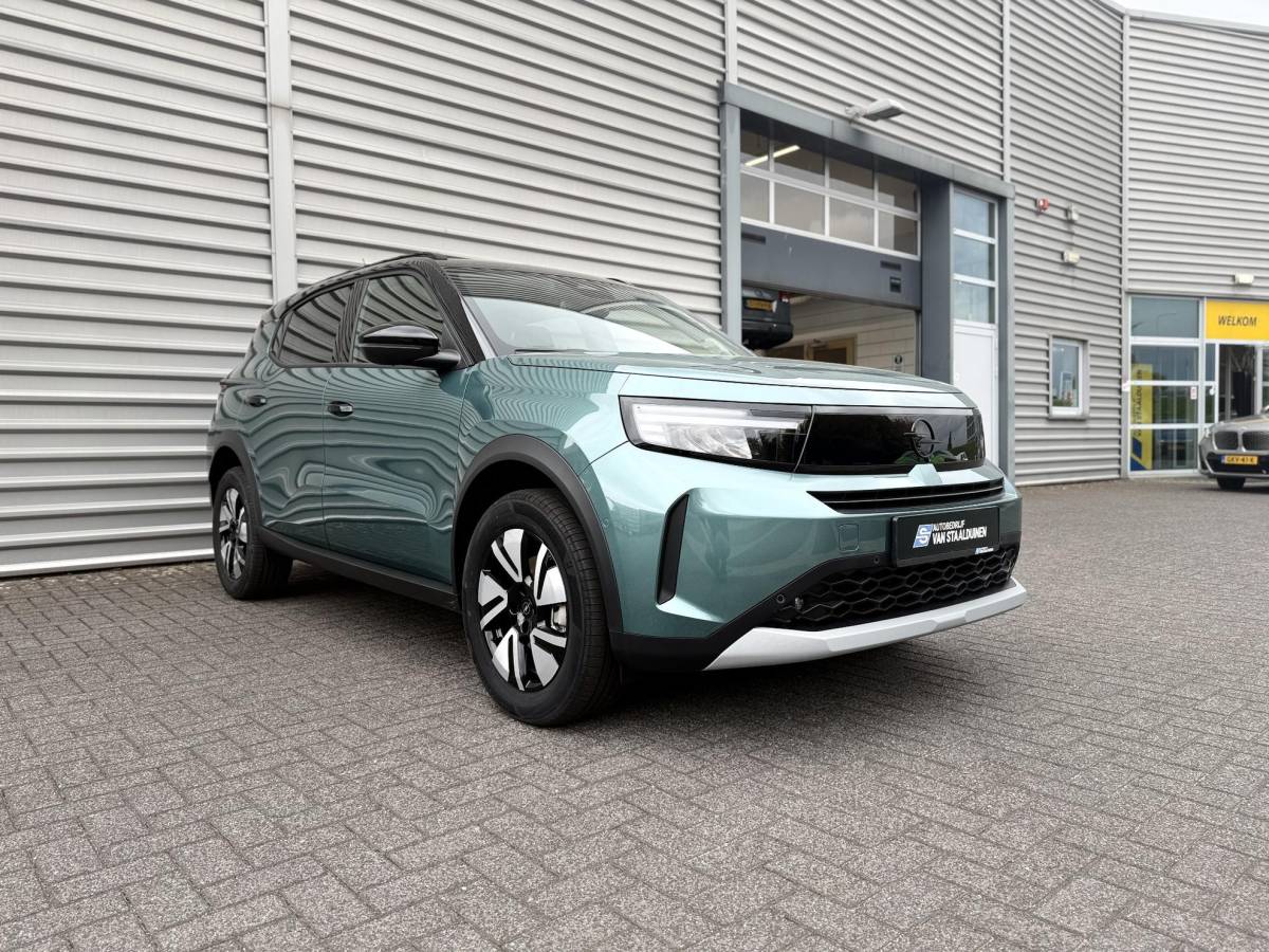 Opel Frontera Opel Frontera 1.2 Turbo Hybrid Ultimate 7p. NIEUWE AUTO!! | Stuurverwarming | Stoelverwarming | Draadloosopladen tel | PDC | Camera achter | Dodehoek detectie | Keyless entry | Keyless start | 7 Persoons auto!!
