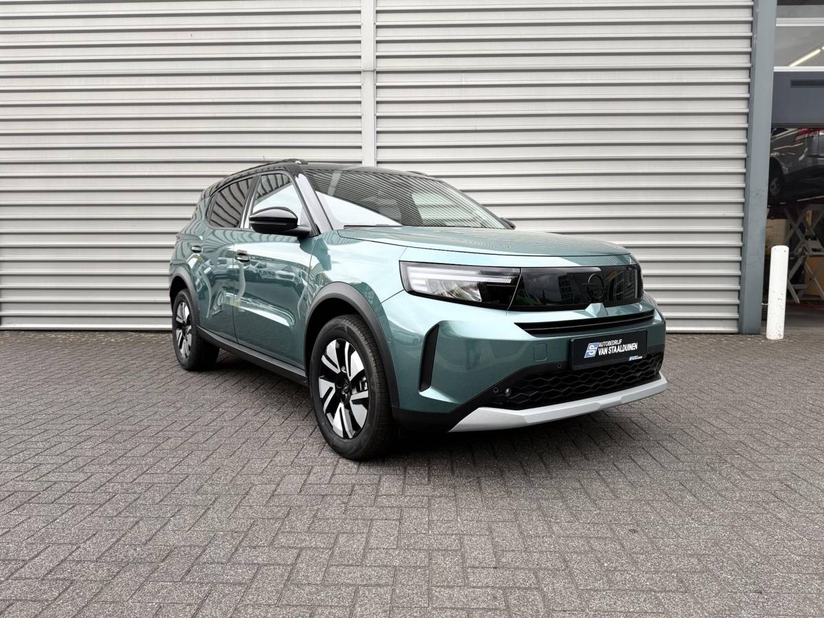Opel Frontera Opel Frontera 1.2 Turbo Hybrid Ultimate 7p. NIEUWE AUTO!! | Stuurverwarming | Stoelverwarming | Draadloosopladen tel | PDC | Camera achter | Dodehoek detectie | Keyless entry | Keyless start | 7 Persoons auto!!