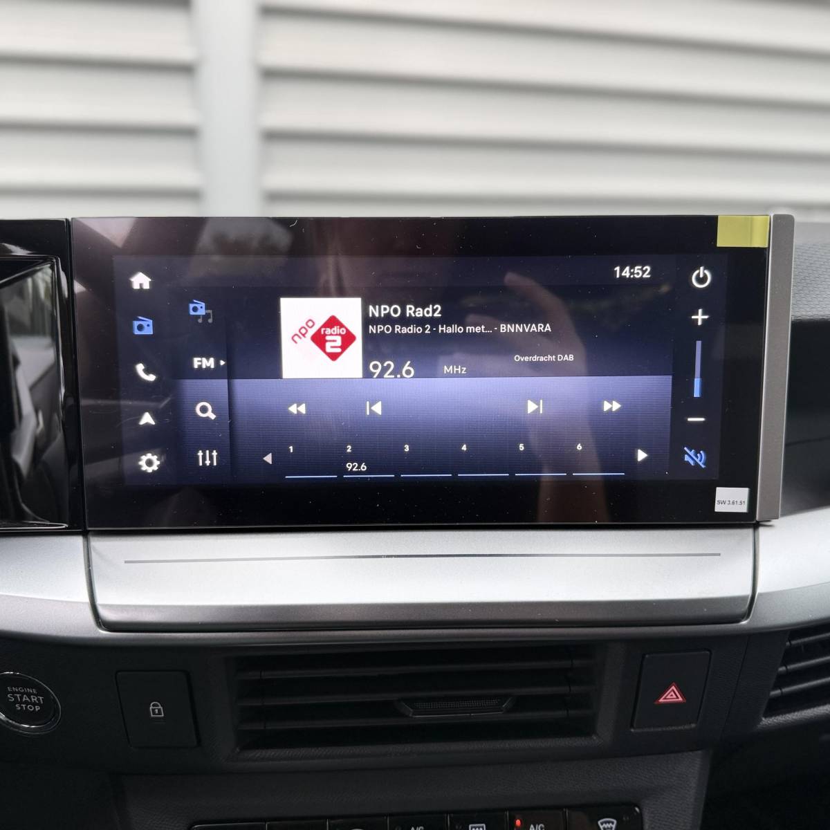 Opel Frontera Opel Frontera 1.2 Turbo Hybrid Ultimate 7p. NIEUWE AUTO!! | Stuurverwarming | Stoelverwarming | Draadloosopladen tel | PDC | Camera achter | Dodehoek detectie | Keyless entry | Keyless start | 7 Persoons auto!!
