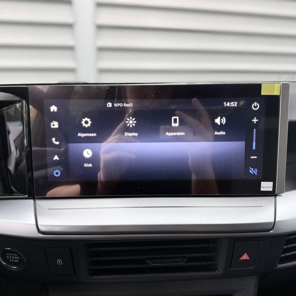 Opel Frontera Opel Frontera 1.2 Turbo Hybrid Ultimate 7p. NIEUWE AUTO!! | Stuurverwarming | Stoelverwarming | Draadloosopladen tel | PDC | Camera achter | Dodehoek detectie | Keyless entry | Keyless start | 7 Persoons auto!!