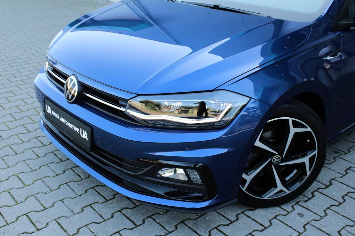 Volkswagen Polo Volkswagen Polo 1.5 TSI HIGHLINE BUSINESS R | R LINE | KEYLESS | 17″ | CAMERA | BEATS | LED | DODEHOEK | ACC | PANO | 1E EIG!