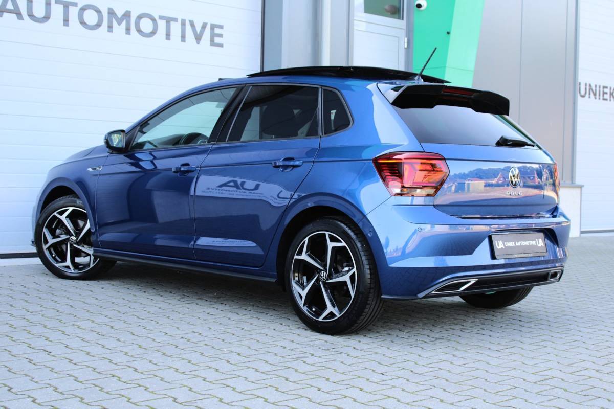 Volkswagen Polo Volkswagen Polo 1.5 TSI HIGHLINE BUSINESS R | R LINE | KEYLESS | 17″ | CAMERA | BEATS | LED | DODEHOEK | ACC | PANO | 1E EIG!