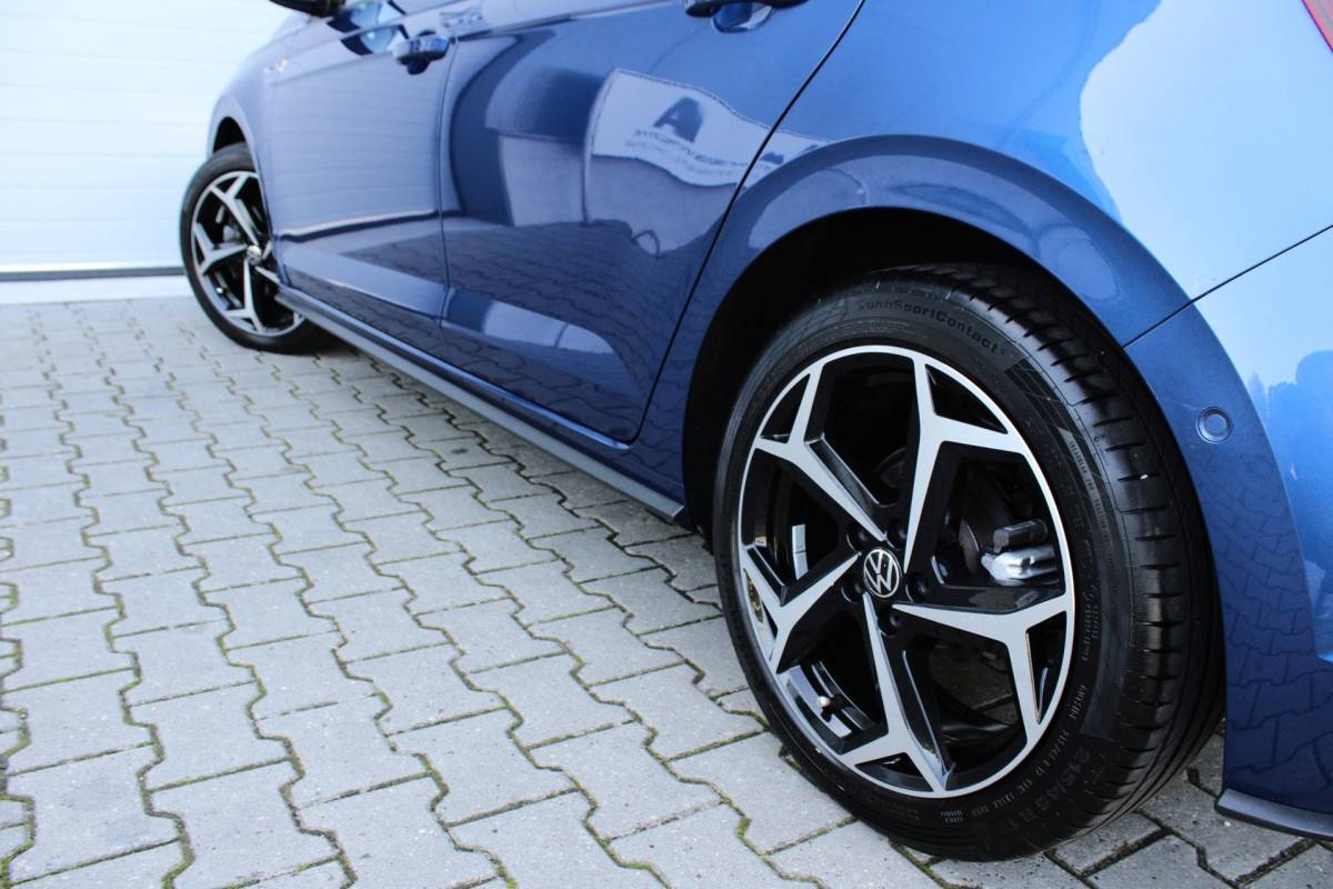 Volkswagen Polo Volkswagen Polo 1.5 TSI HIGHLINE BUSINESS R | R LINE | KEYLESS | 17″ | CAMERA | BEATS | LED | DODEHOEK | ACC | PANO | 1E EIG!