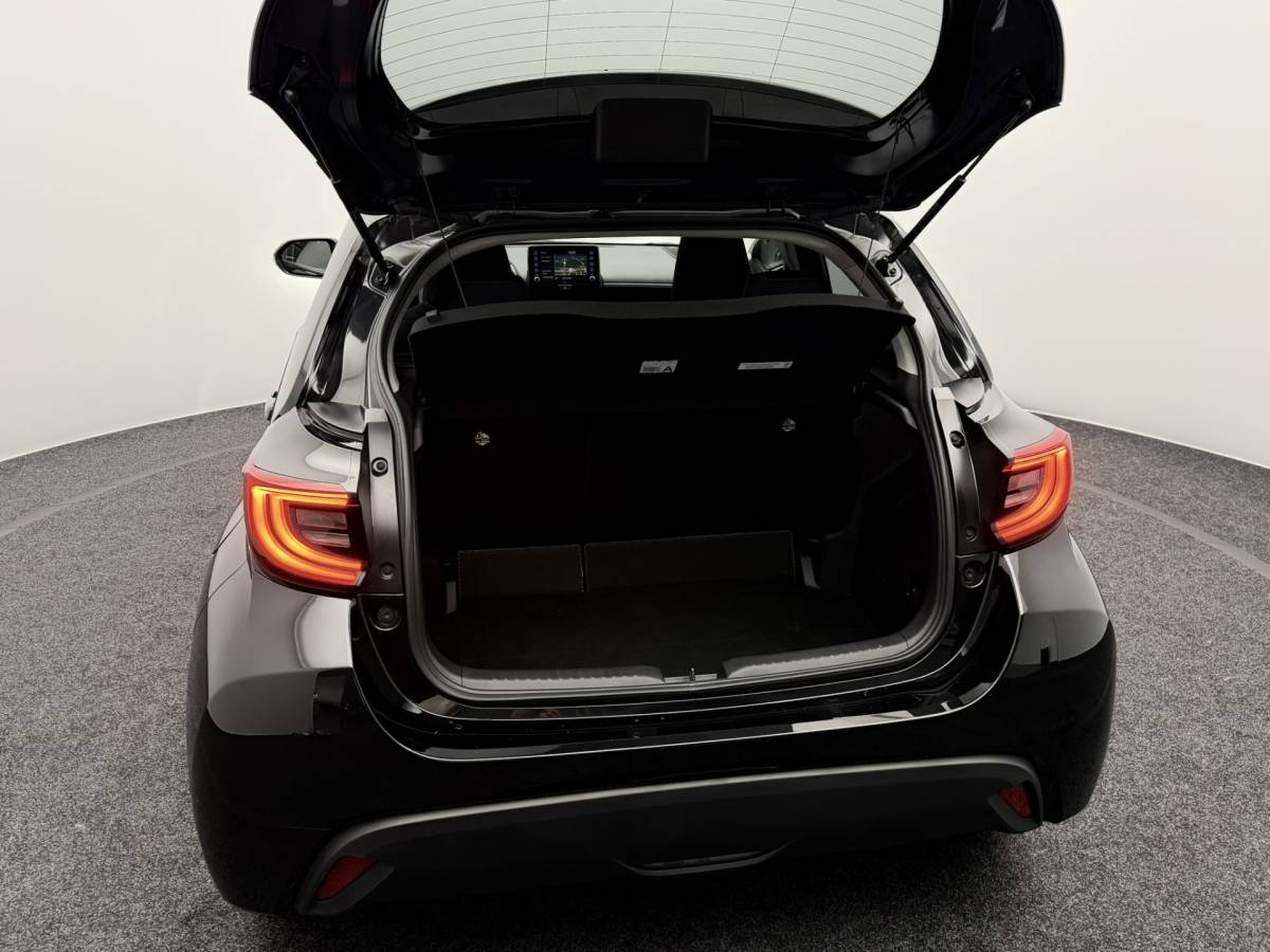 Toyota Yaris Toyota Yaris 1.5 Hybrid Style | FabrieksGarantie | Full-Led | JBL Audio | Navigatie | Camera | Carplay&Android
