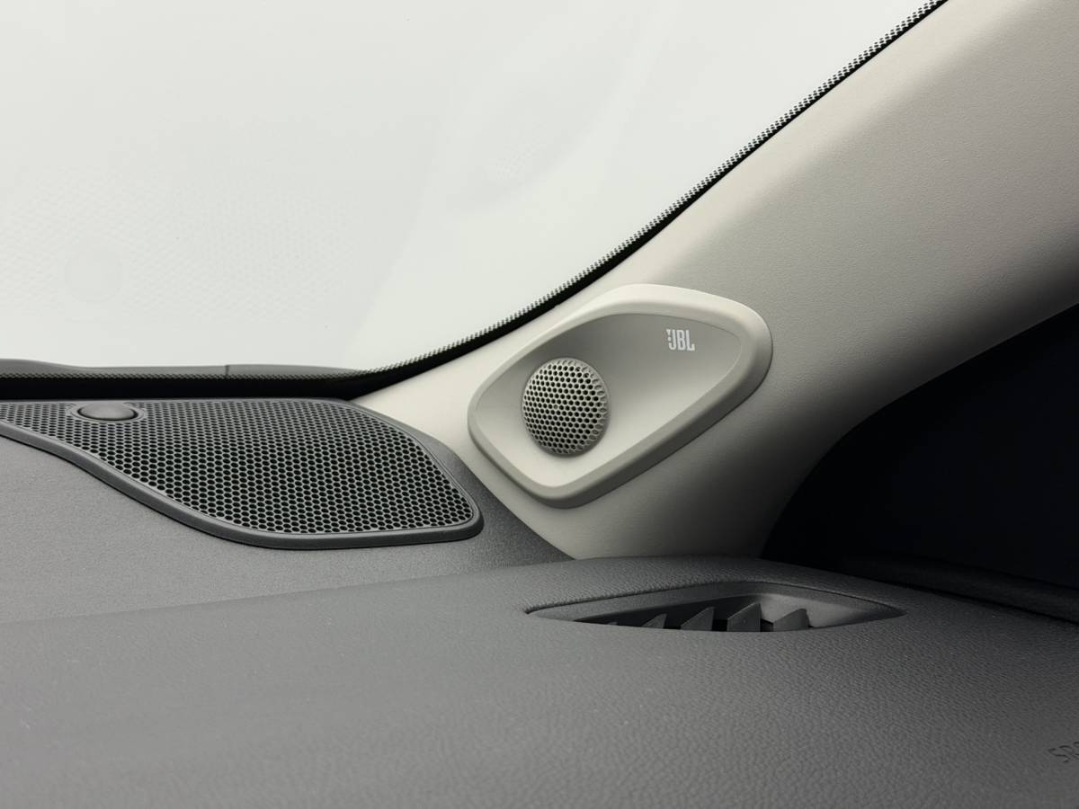 Toyota Yaris Toyota Yaris 1.5 Hybrid Style | FabrieksGarantie | Full-Led | JBL Audio | Navigatie | Camera | Carplay&Android
