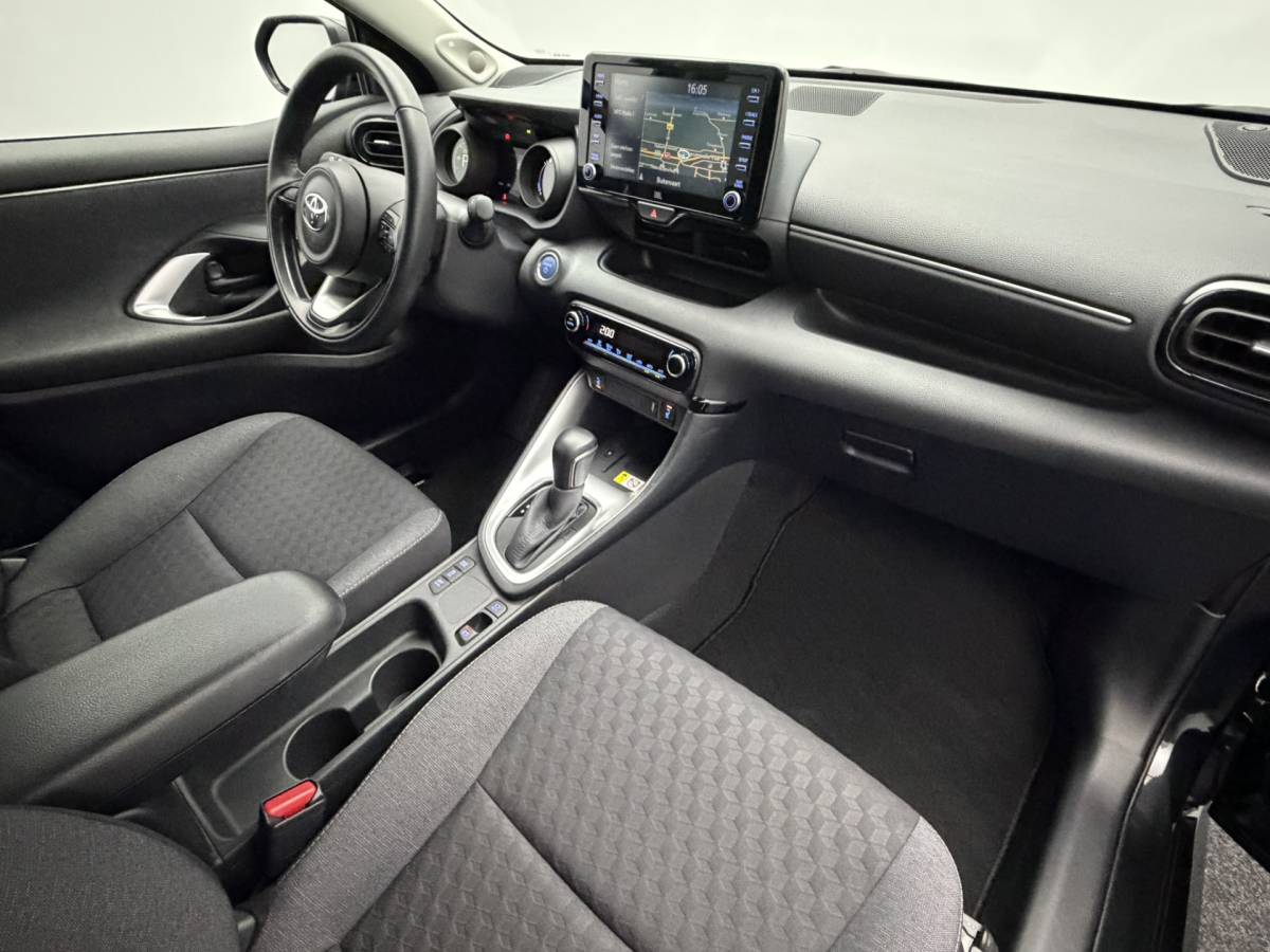 Toyota Yaris Toyota Yaris 1.5 Hybrid Style | FabrieksGarantie | Full-Led | JBL Audio | Navigatie | Camera | Carplay&Android