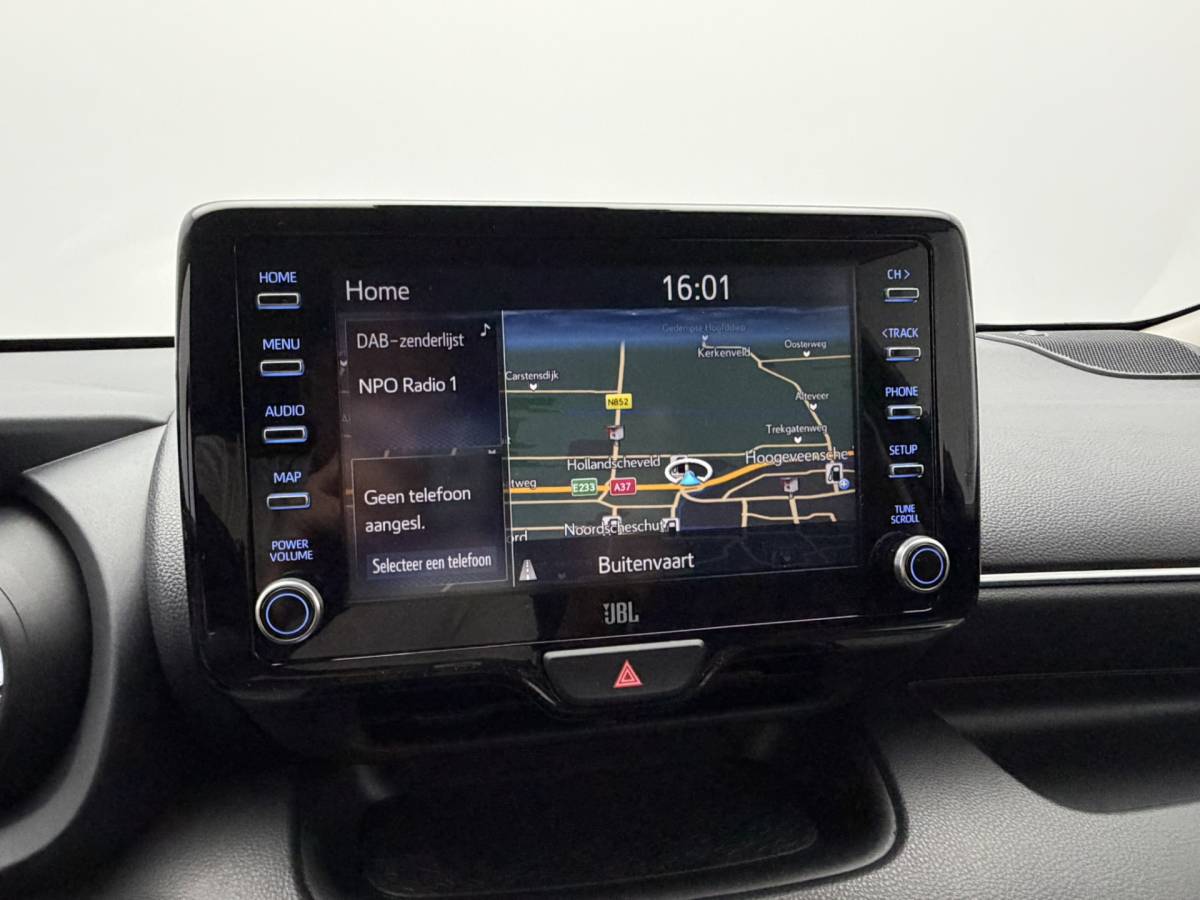 Toyota Yaris Toyota Yaris 1.5 Hybrid Style | FabrieksGarantie | Full-Led | JBL Audio | Navigatie | Camera | Carplay&Android