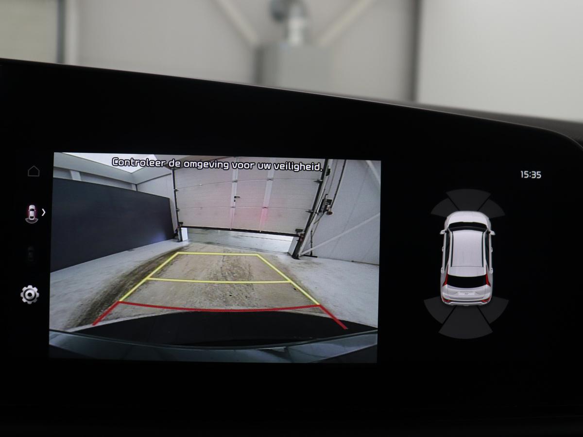 Kia Niro Kia Niro 1.6 GDi Hybrid DynamicPlusLine | Panoramadak | Leder | Cruise control | Head-up | Stuur/stoel verwarming | Navigatie | Carplay | Camera | Park assist | Elektrische achterklep