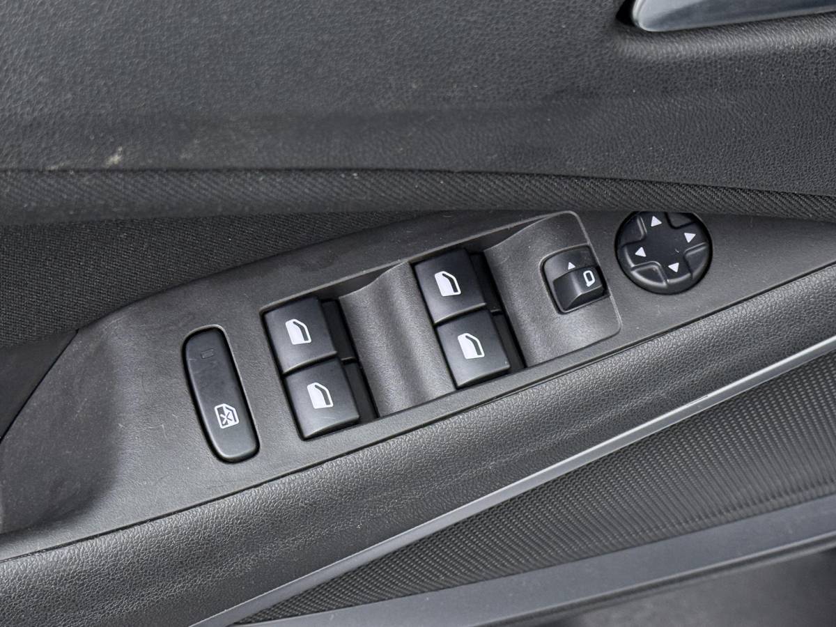 Opel Crossland X Opel Crossland X 1.2 Online Edition – Navigatie – Cruise Control – Apple Carplay/Android Auto – Trekhaak