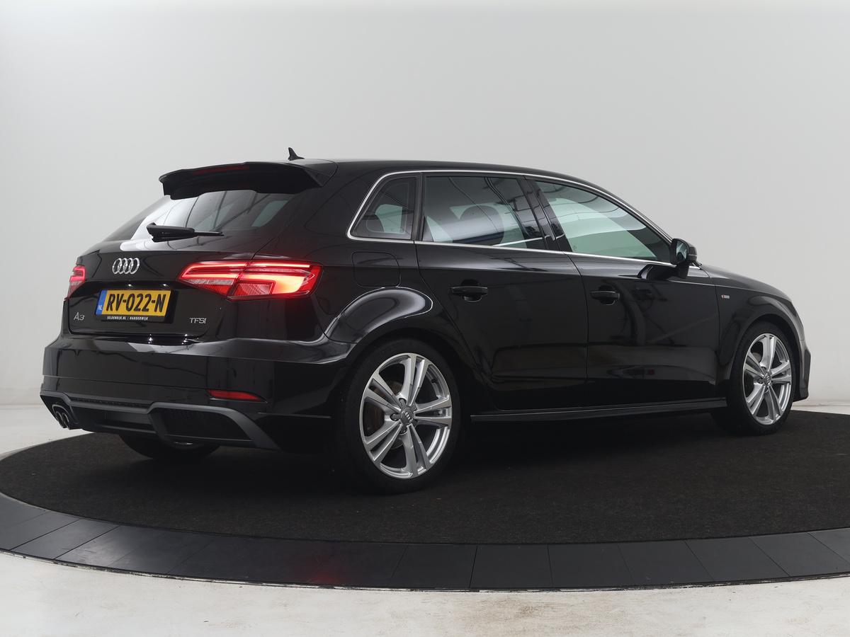 Audi A3 Audi A3 Sportback 1.5 TFSI CoD Sport S Line Edition | Half leder | Drive select | Climate control | Navigatie | BLuetooth | Virtueel dashboard | Full LED | 18″ velgen