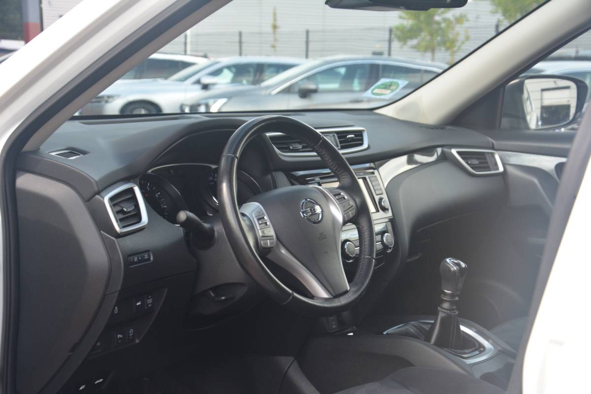 Nissan X-Trail Nissan X-Trail 1.6 DIG-T Connect Edition7p.  | Navigatie | Panoramadak | 360 camera | Cruise-control |  DAB+ | NL auto!! | 7 PERSOONS Nederlandse auto 109551 NAP