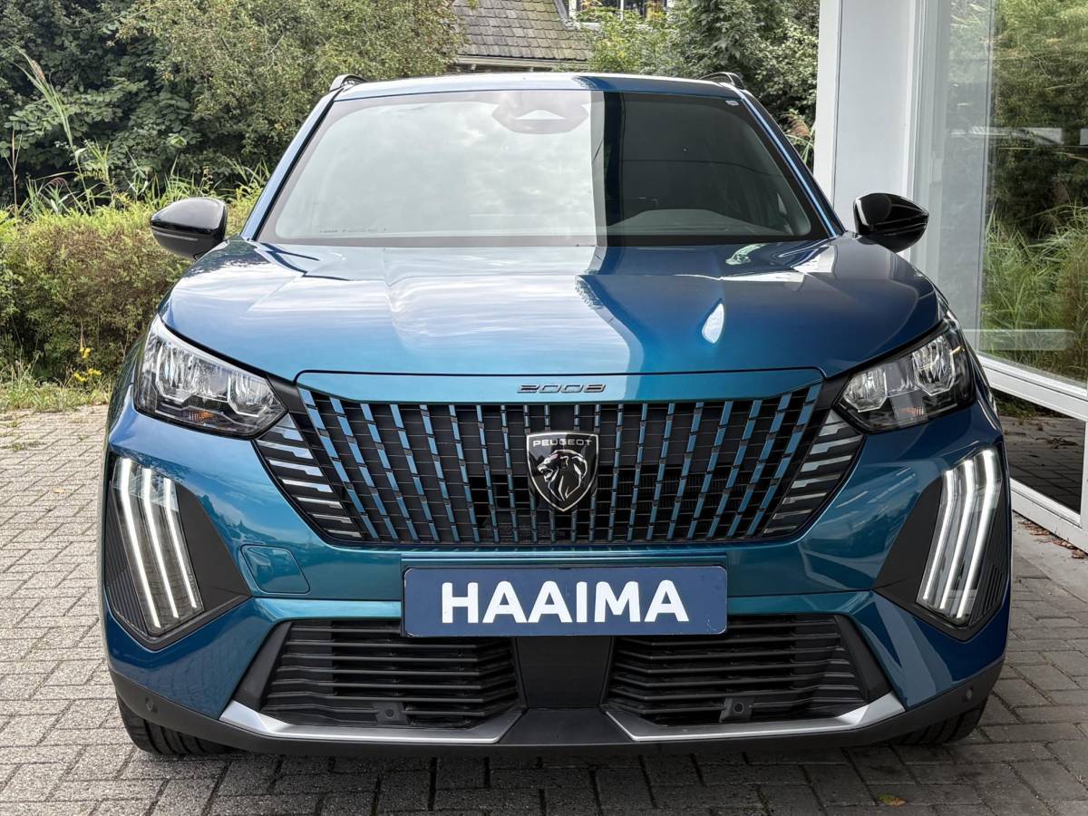 Peugeot e-2008 Peugeot e-2008 EV Allure 54 kWh | tot 406km WLTP range | Parkeersensoren voor + achter | Draadloos Apple Carplay/Android Auto | Cruise Control | Privacy Glass