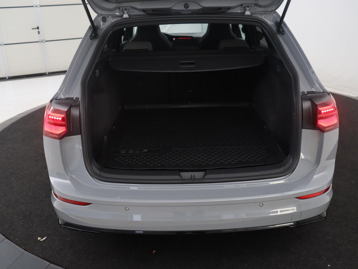 Volkswagen Golf Volkswagen Golf Variant 1.5 eTSI R-Line Business | Panoramadak | Sportstoelen | Adaptive cruise | Stuur/stoel verwarming | Park assist | Navigatie | Carplay | Sfeerverlichting | Climate control | 18″ velgen