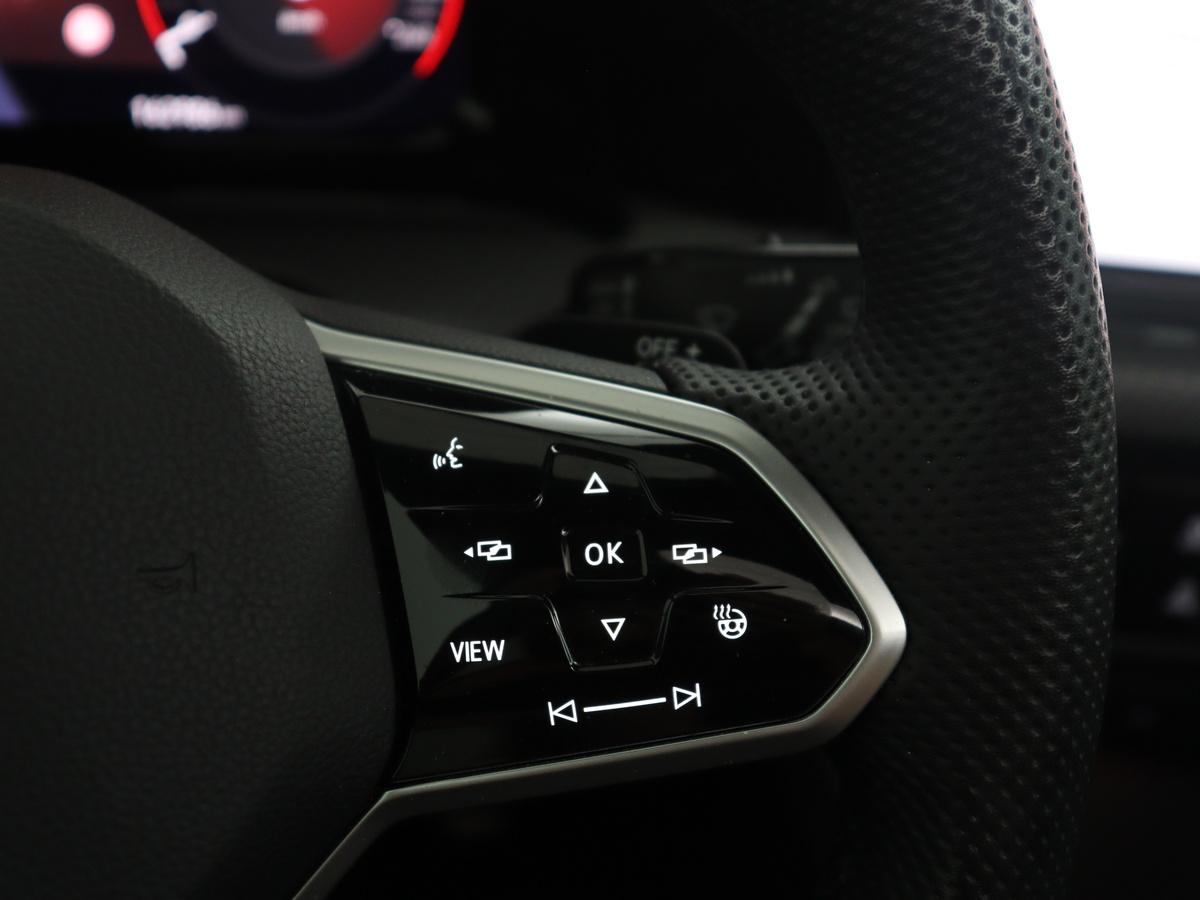 Volkswagen Golf Volkswagen Golf Variant 1.5 eTSI R-Line Business | Panoramadak | Sportstoelen | Adaptive cruise | Stuur/stoel verwarming | Park assist | Navigatie | Carplay | Sfeerverlichting | Climate control | 18″ velgen