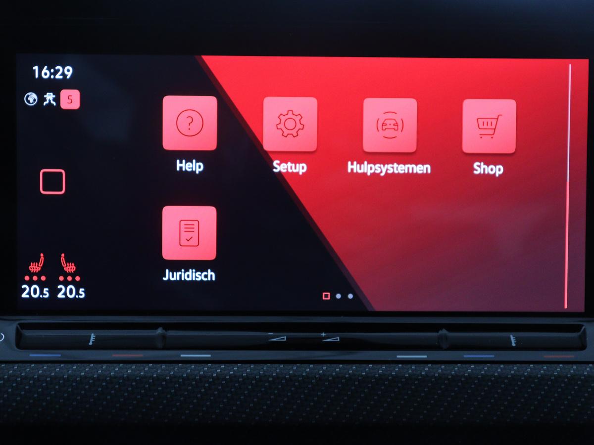 Volkswagen Golf Volkswagen Golf Variant 1.5 eTSI R-Line Business | Panoramadak | Sportstoelen | Adaptive cruise | Stuur/stoel verwarming | Park assist | Navigatie | Carplay | Sfeerverlichting | Climate control | 18″ velgen