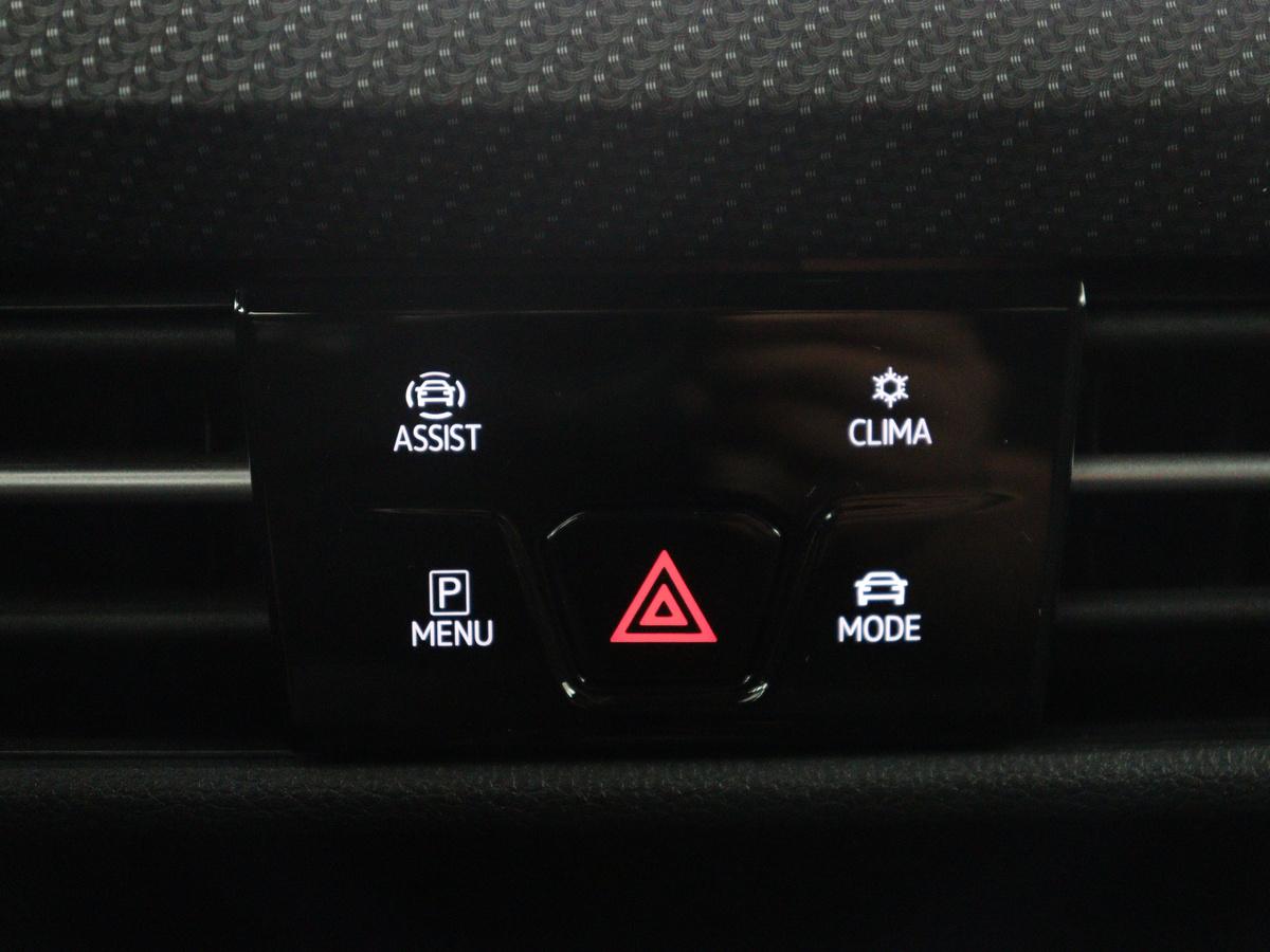 Volkswagen Golf Volkswagen Golf Variant 1.5 eTSI R-Line Business | Panoramadak | Sportstoelen | Adaptive cruise | Stuur/stoel verwarming | Park assist | Navigatie | Carplay | Sfeerverlichting | Climate control | 18″ velgen