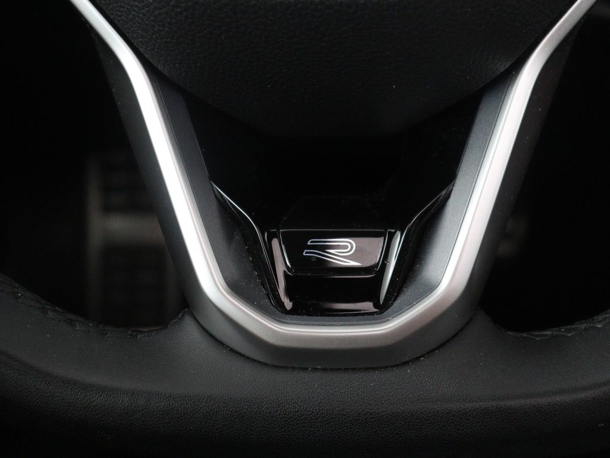 Volkswagen Golf Volkswagen Golf Variant 1.5 eTSI R-Line Business | Panoramadak | Sportstoelen | Adaptive cruise | Stuur/stoel verwarming | Park assist | Navigatie | Carplay | Sfeerverlichting | Climate control | 18″ velgen