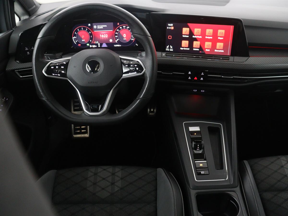 Volkswagen Golf Volkswagen Golf Variant 1.5 eTSI R-Line Business | Panoramadak | Sportstoelen | Adaptive cruise | Stuur/stoel verwarming | Park assist | Navigatie | Carplay | Sfeerverlichting | Climate control | 18″ velgen