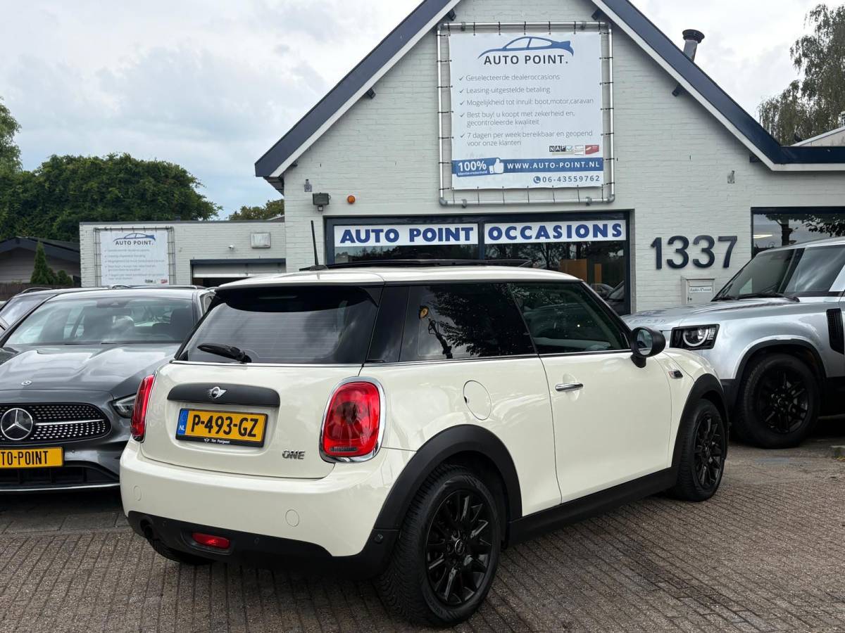 MINI 3-Deurs Mini 3-Deurs 1.2 PANORAMADAK/CRUISE/PDC/SFEER/NETTE-AUTO!