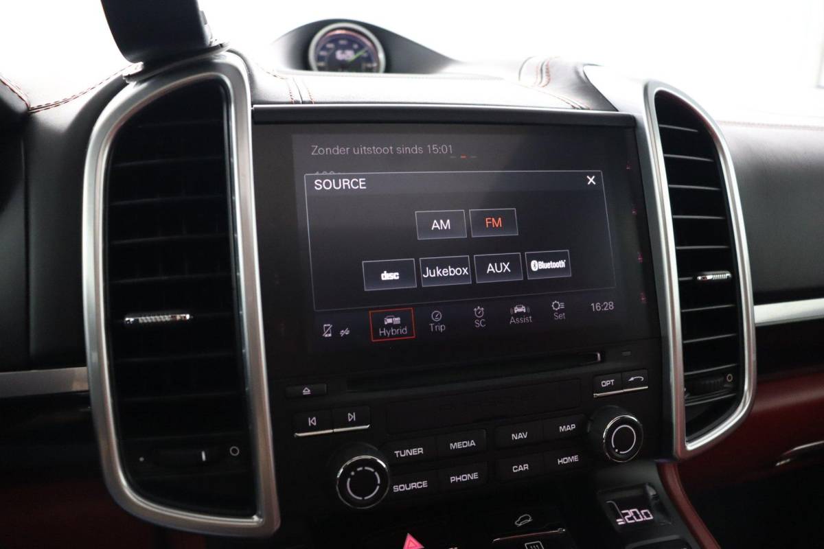 Porsche Cayenne Porsche Cayenne 3.0 S E-Hybrid Platinum Edition |NAP|1e eigenaar|SportChrono|Pano|Memory